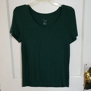 Hunter green top